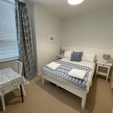 Lovely Seafront 2 Bedroom Apartment 4 Aberdyfi Exterior photo